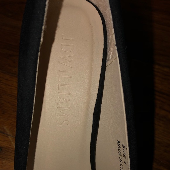 New! Never worn! - Picture 3 of 3